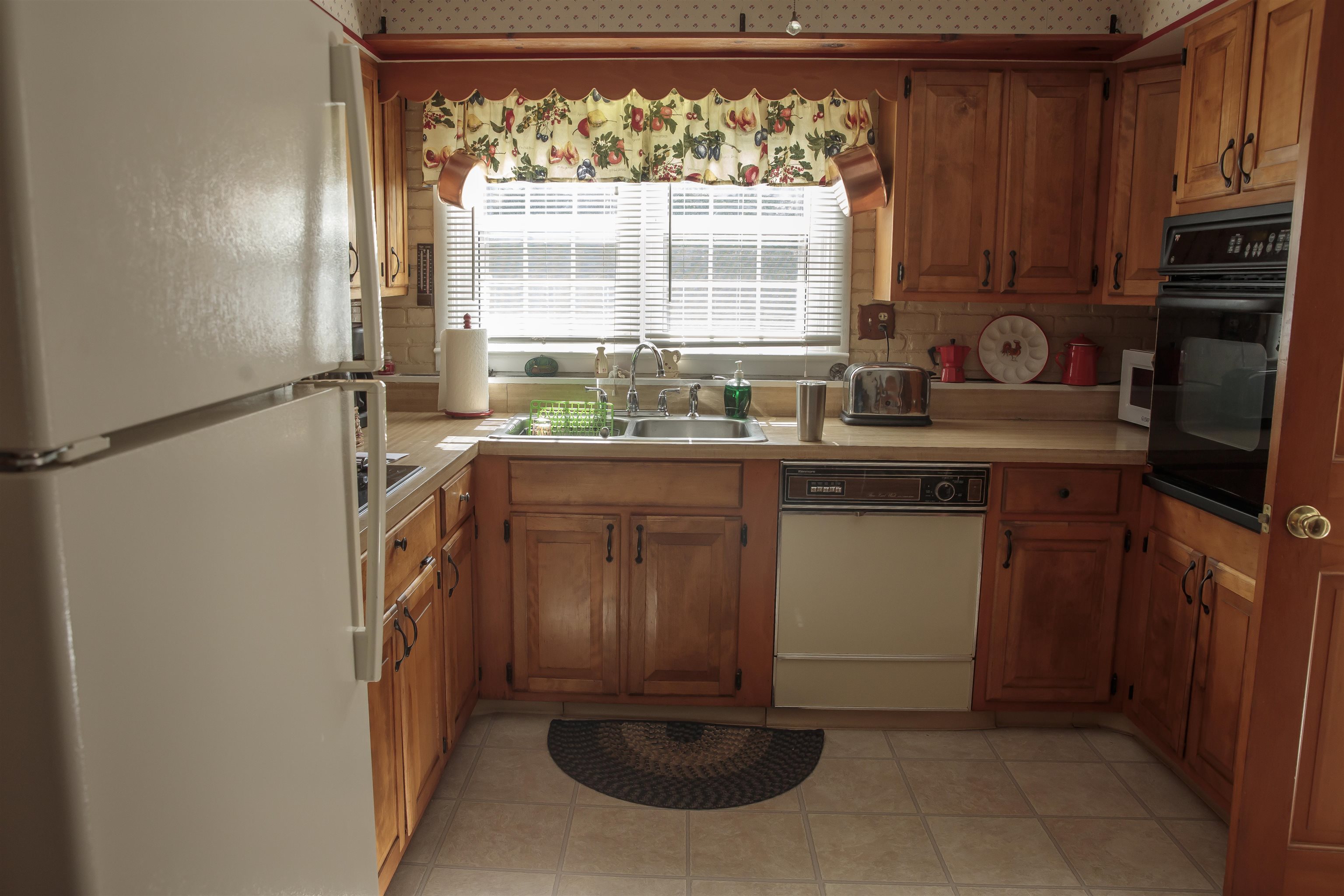 14 Mountain View Lane Rutland, VT 05701 - Photo 6 of 18