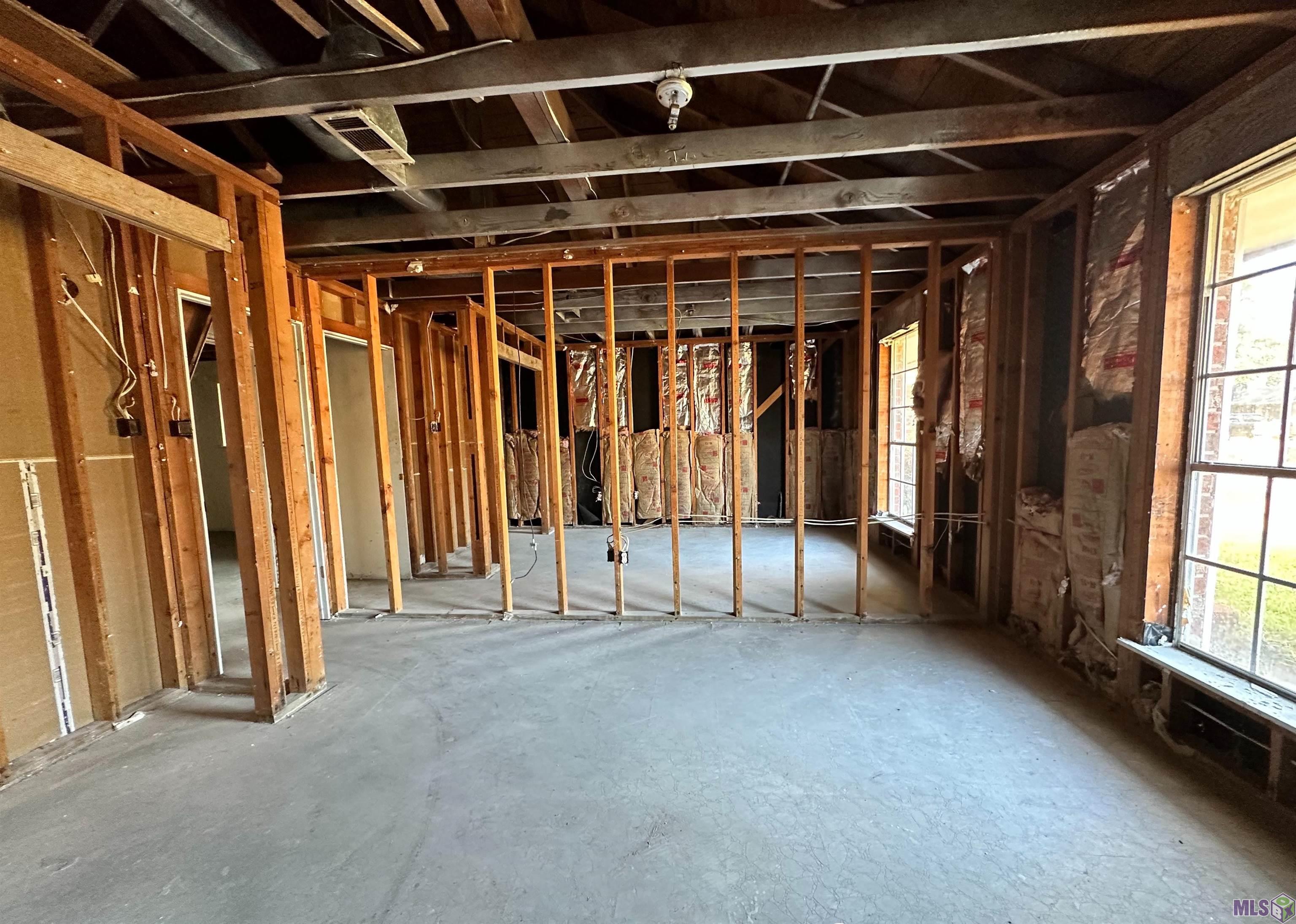 3880 Edgemont Drive Baton Rouge, LA 70814 - Photo 3 of 19 Gallery Image 3