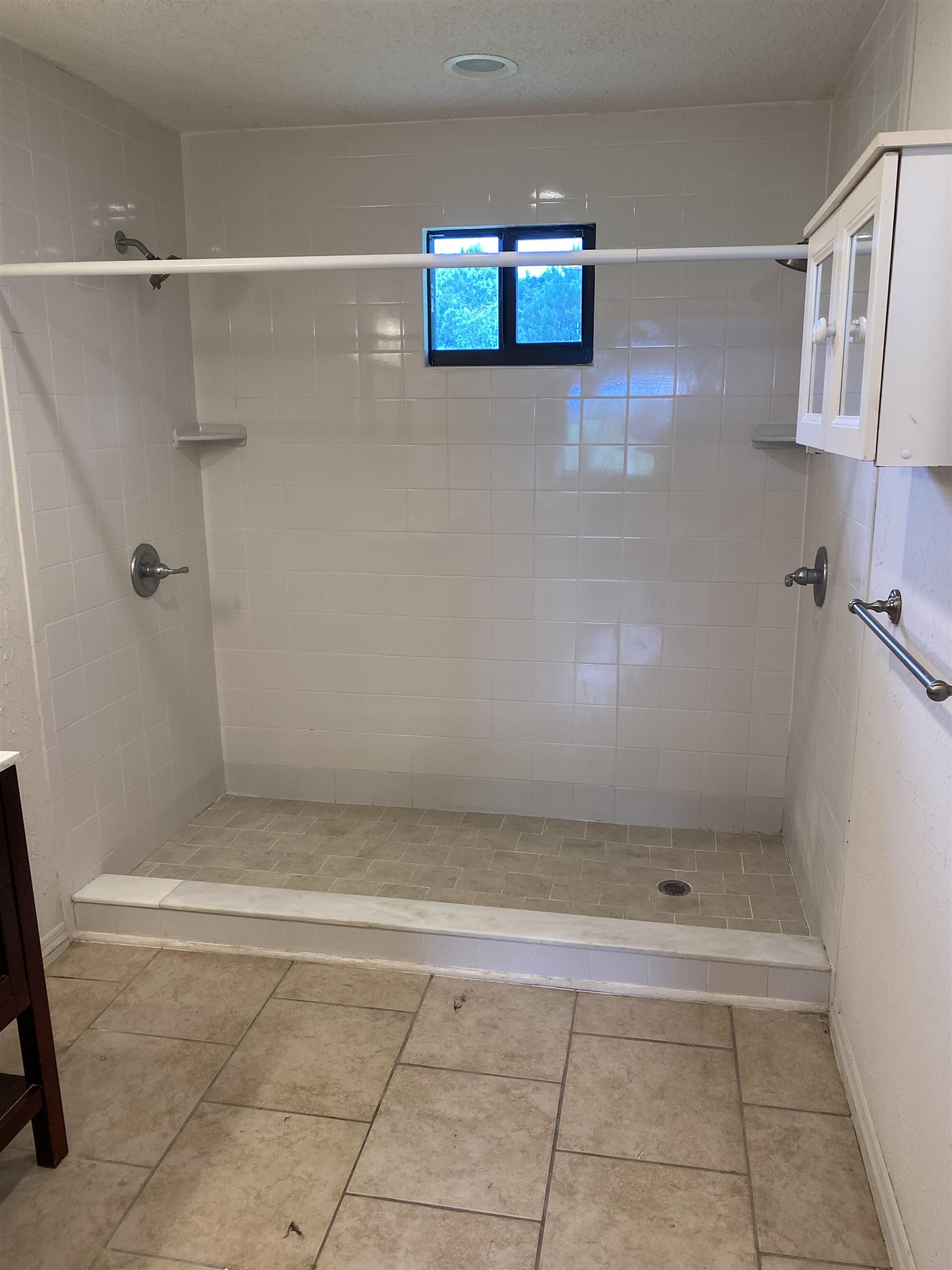 1880 Adams Acres Road St. Augustine, FL 32084 - Photo 6 of 7 a bathroom with a shower