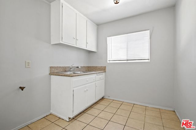 $1,250,000 | 5630 Blackwelder Street, Los Angeles, CA 90016