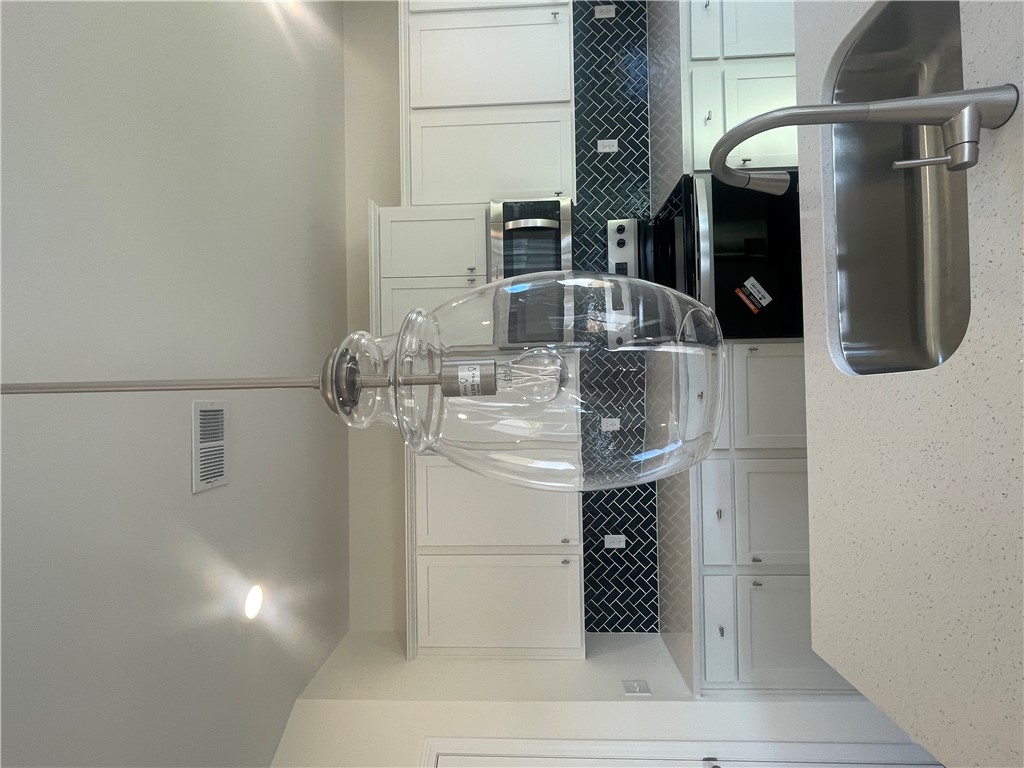 19 Gateway Drive Central, SC 29630 - Photo 11 of 46