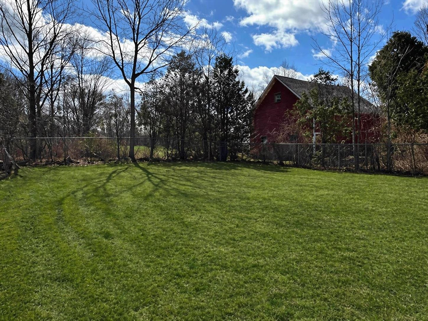 62 Hull Avenue Wallingford, VT 05773 - Photo 7 of 36