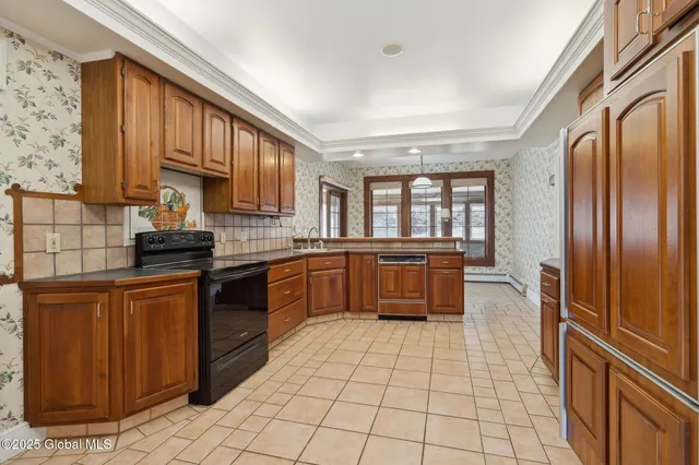 $649,900 | 921 Ecker Hollow Road, Cobleskill, NY 12043