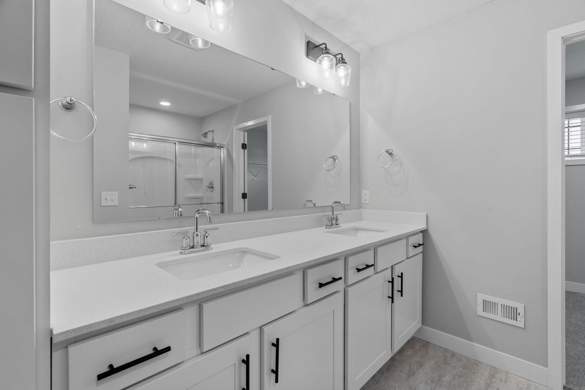10410 Robinwood Road Chaska, MN 55318 - Photo 9 of 13