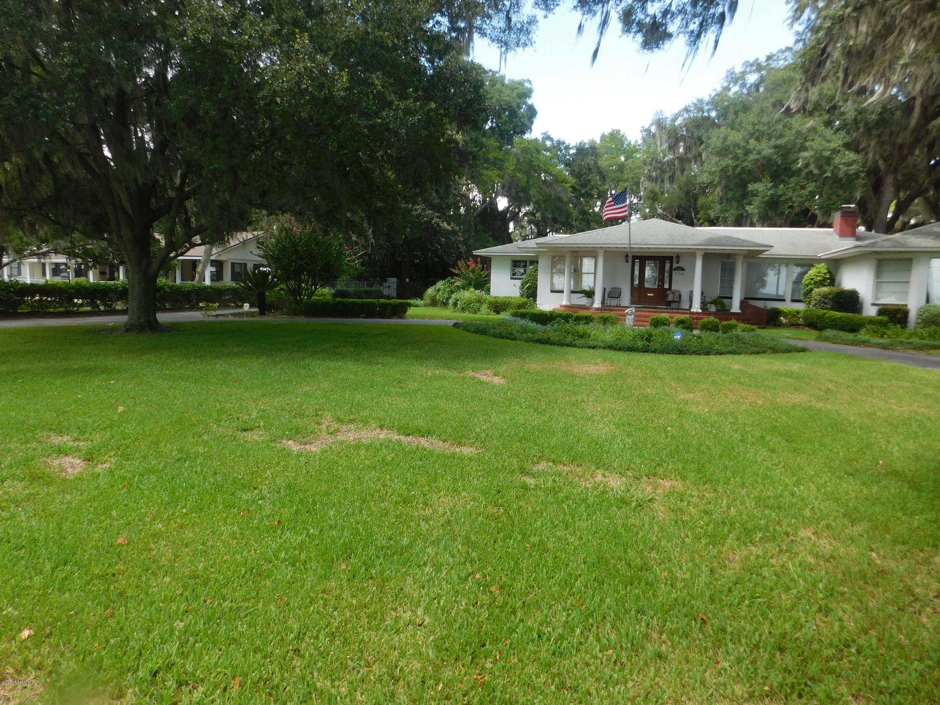 704 River Road Orange Park, FL 32073 - Photo 2 of 53 Southern most view of the Front of House