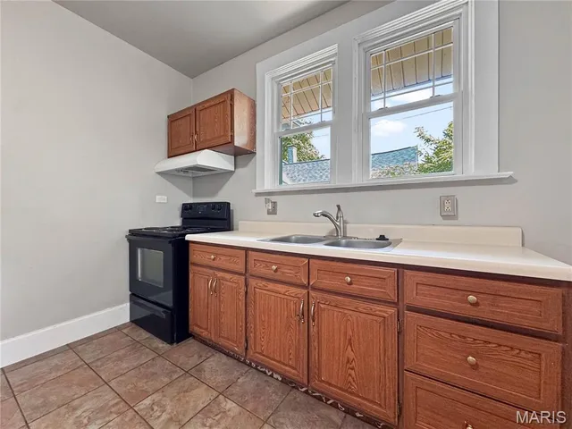 $129,900 | 417 North 5th Street, Belleville, IL 62220