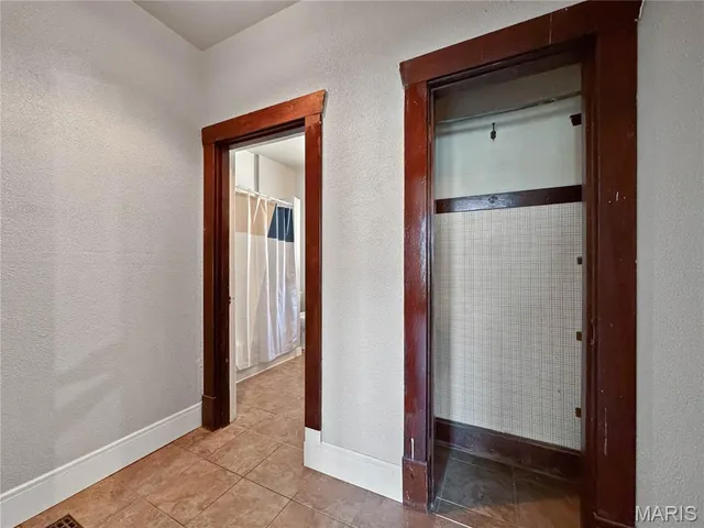 $129,900 | 417 North 5th Street, Belleville, IL 62220