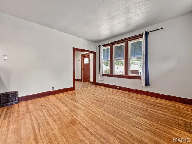 $129,900 | 417 North 5th Street, Belleville, IL 62220