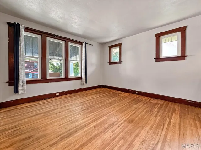 $129,900 | 417 North 5th Street, Belleville, IL 62220