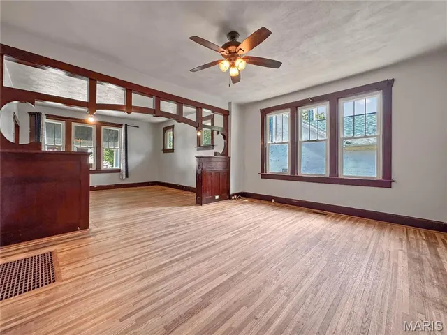 $129,900 | 417 North 5th Street, Belleville, IL 62220