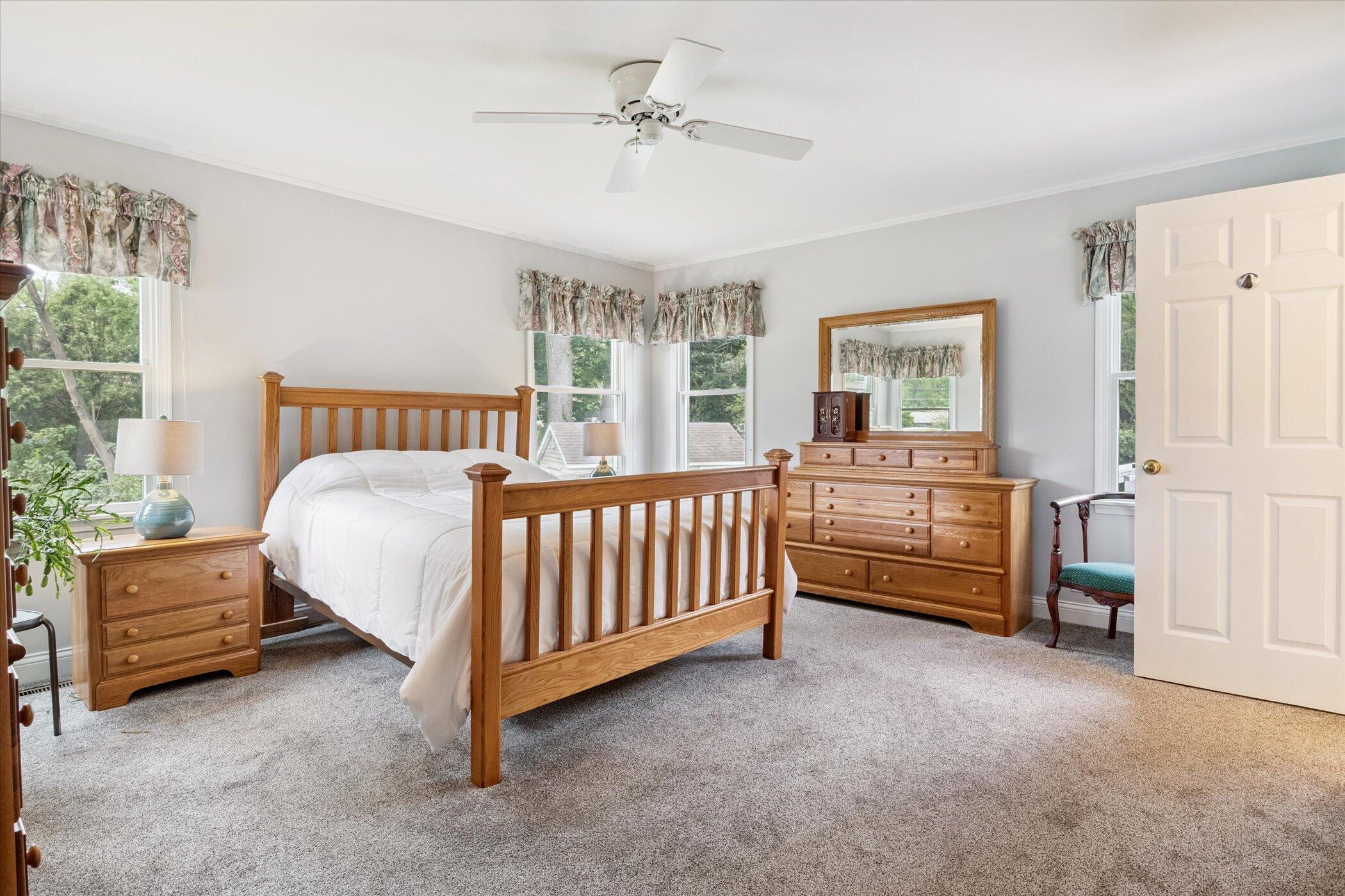 3423 Niles Road St. Joseph, MI 49085 - Photo 20 of 39 Primary Bedroom