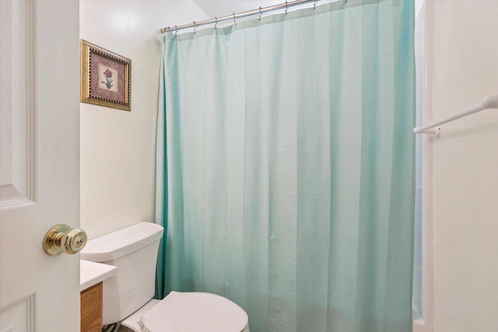 3423 Niles Road St. Joseph, MI 49085 - Photo 23 of 39 Full Bath