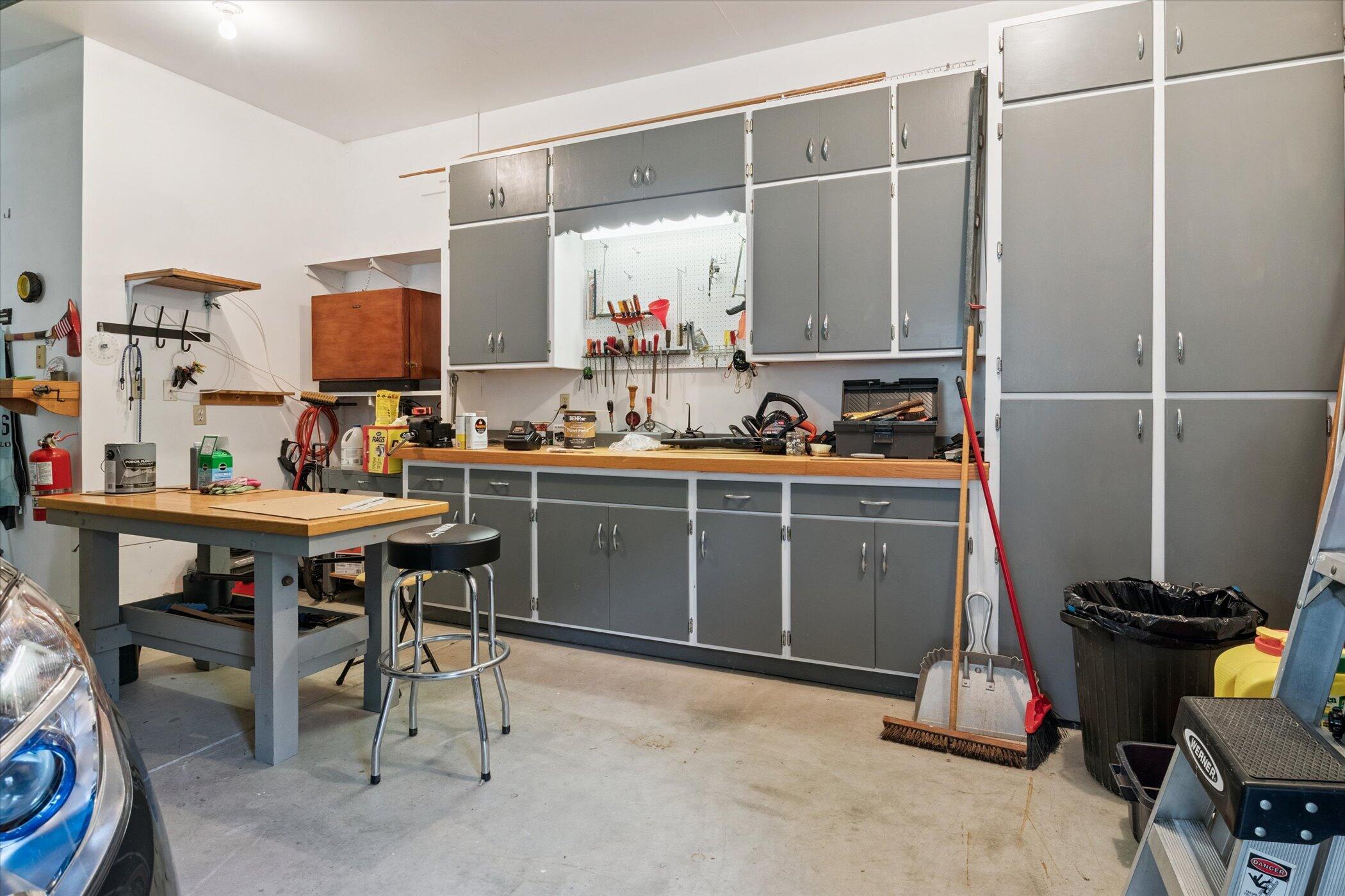3423 Niles Road St. Joseph, MI 49085 - Photo 28 of 39 Workbench in Garage