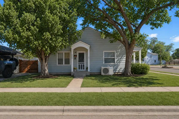 $299,000 | 2202 18th Street, Lubbock, TX 79401