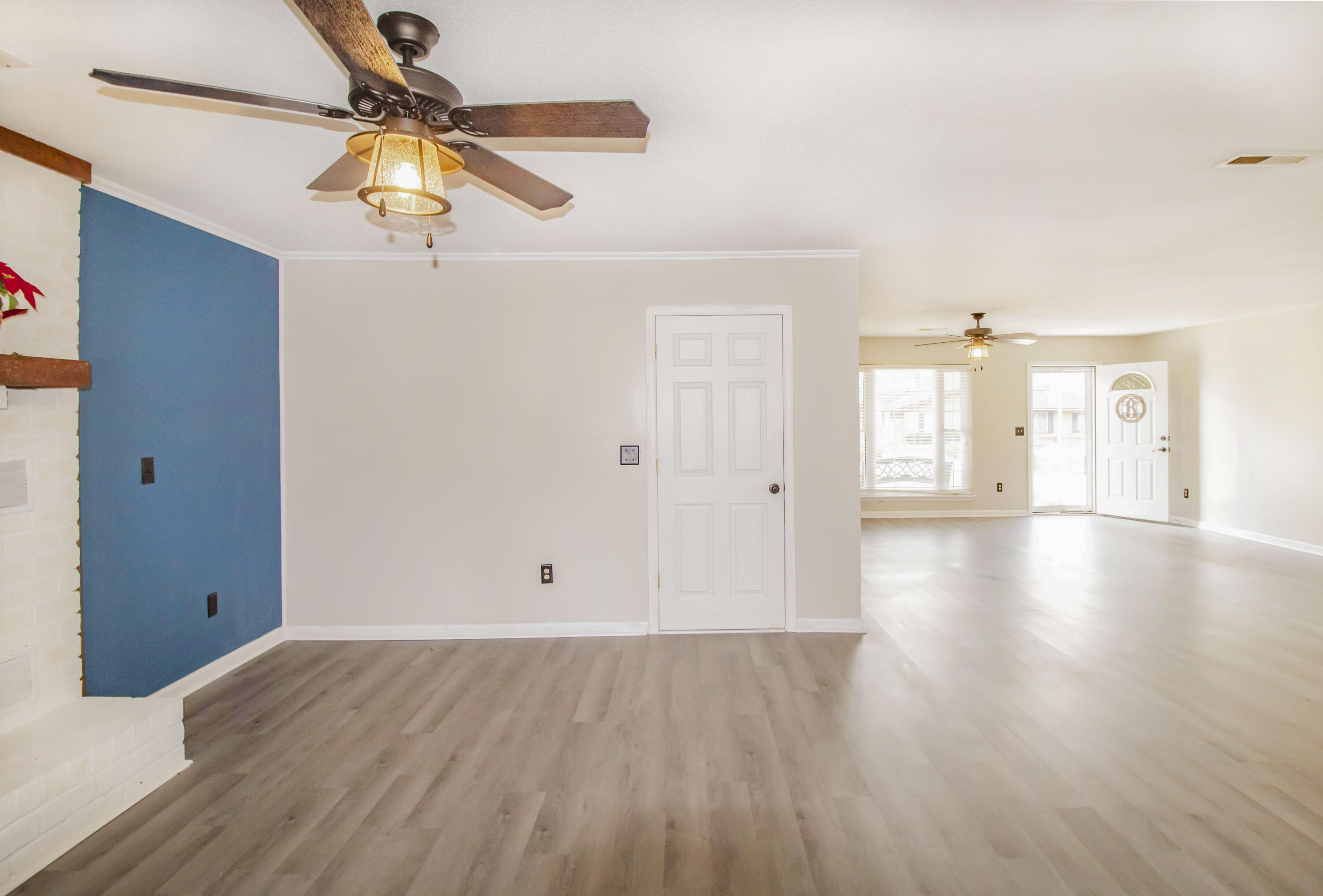 118 State Rd S-8-923 Moncks Corner, SC 29461 - Photo 5 of 18 IMG_1868_1