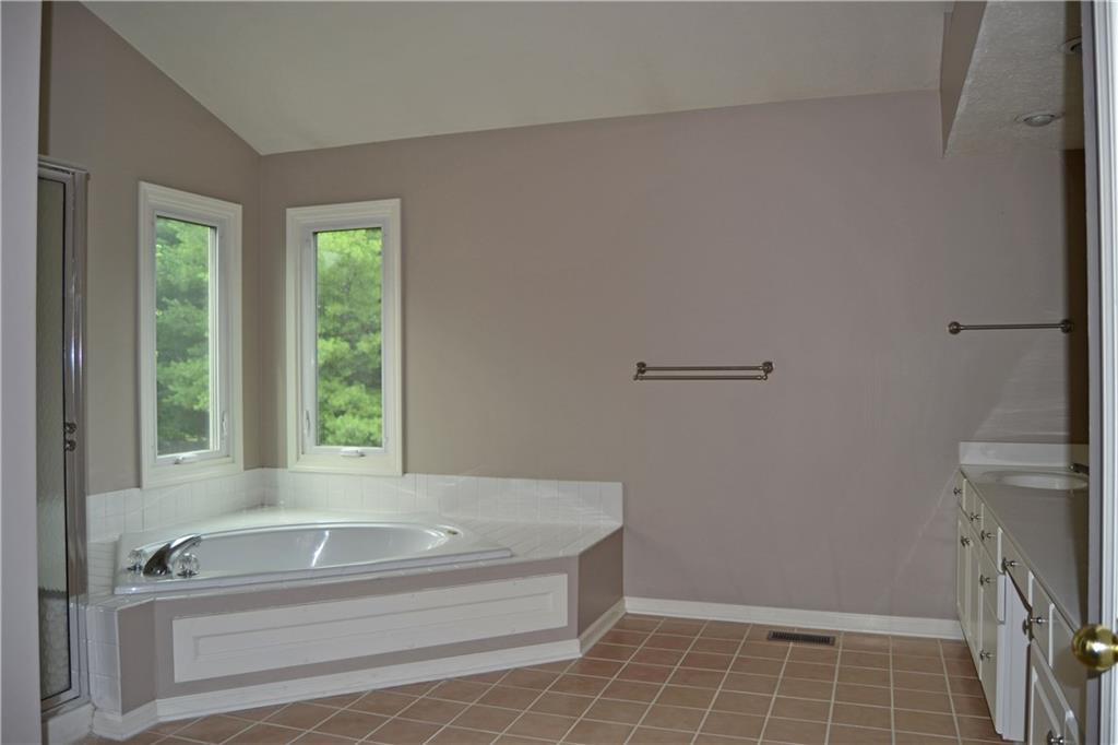 14516 Cherry Ridge Road Carmel, IN 46033 - Photo 14 of 20 Gallery Image 14