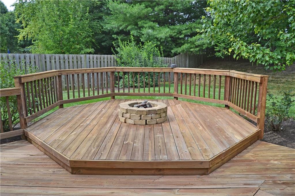 14516 Cherry Ridge Road Carmel, IN 46033 - Photo 17 of 20 Gallery Image 17