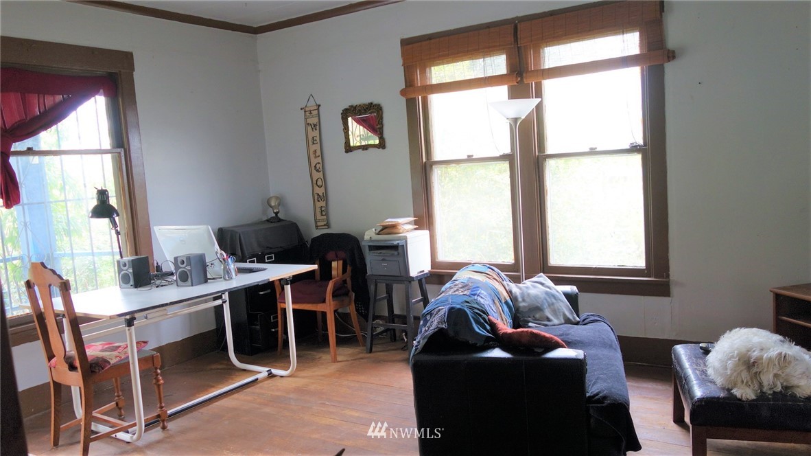 9032 Renton Avenue South Seattle, WA 98118 - Photo 13 of 25 Gallery Image 13
