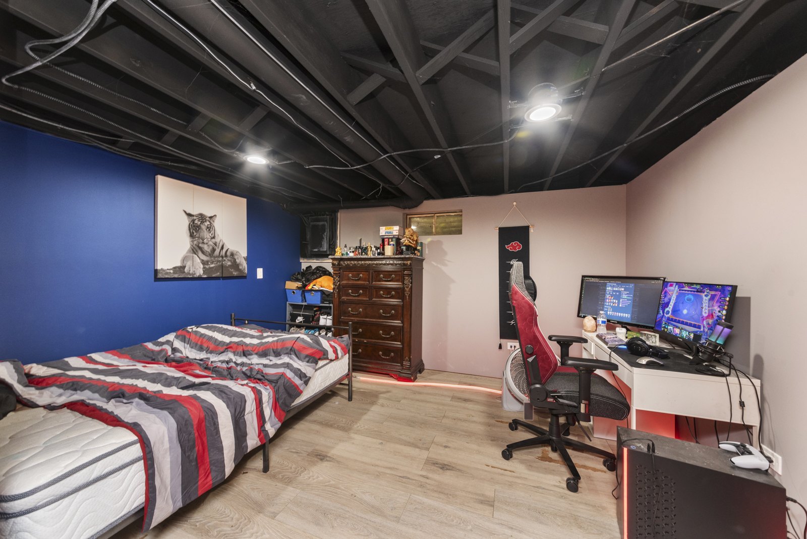23949 West McClintock Road Channahon, IL 60410 - Photo 15 of 21 a bedroom with bed and a desk