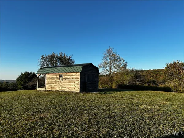 $100,000 | 9096 Highway 240, Ashford, NY 14171