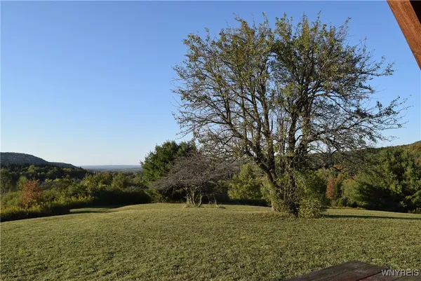 $100,000 | 9096 Highway 240, Ashford, NY 14171