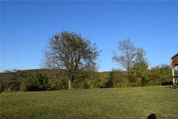 $100,000 | 9096 Highway 240, Ashford, NY 14171