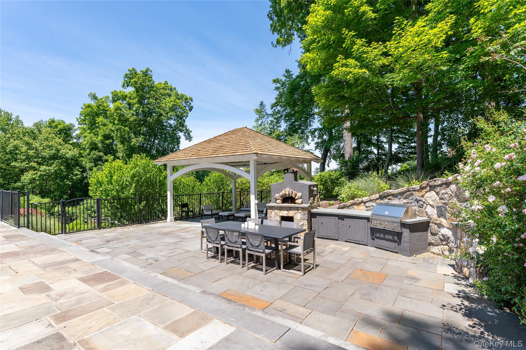 86 Sheather Road Mount Kisco, NY 10549 - Photo 46 of 49
