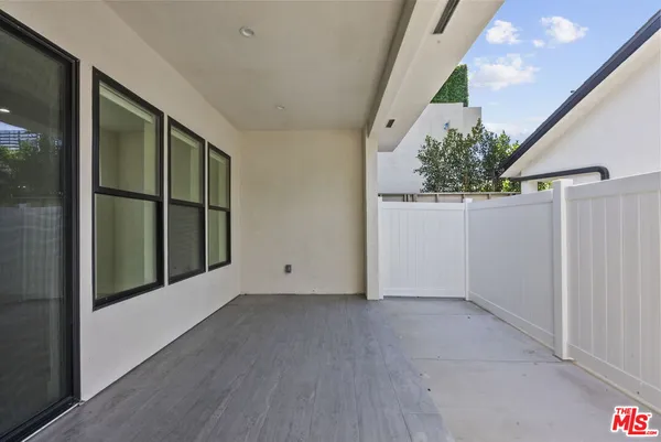a view of an entryway