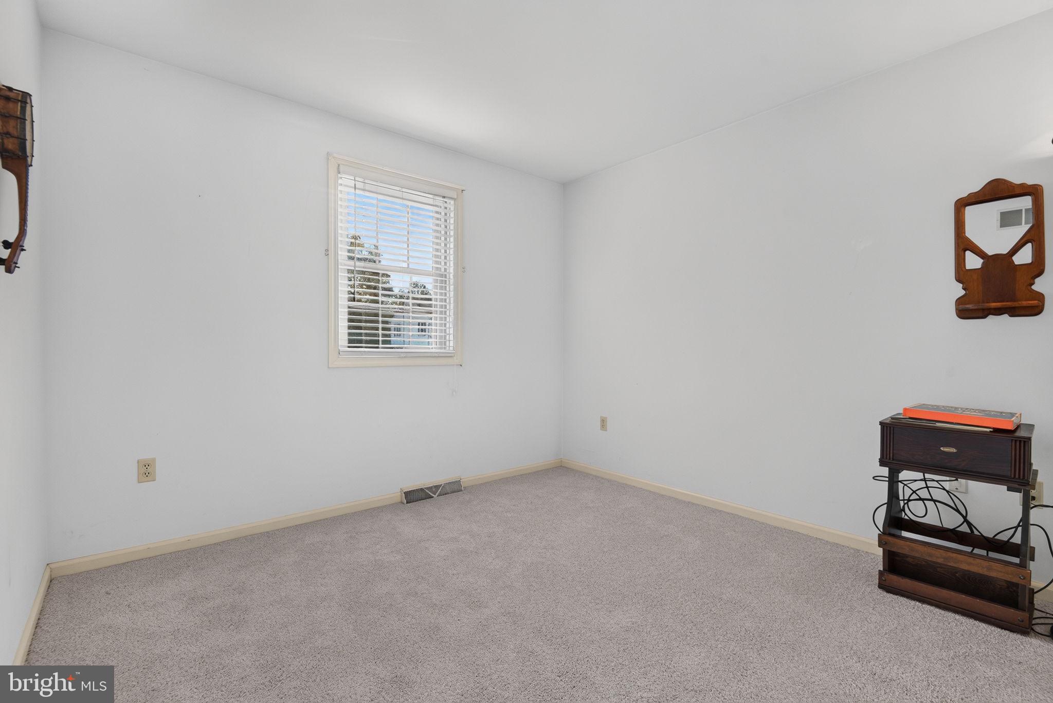 13 Diane Avenue Lititz, PA 17543 - Photo 32 of 46
