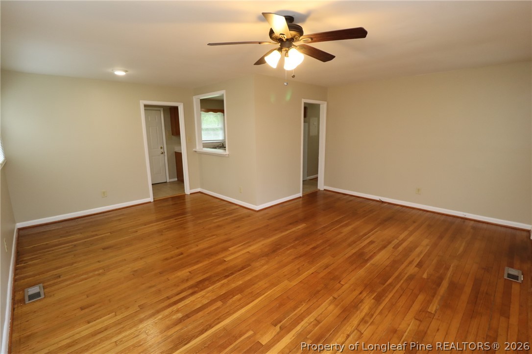 829 Carlisle Street Raleigh, NC 27610 - Photo 4 of 27