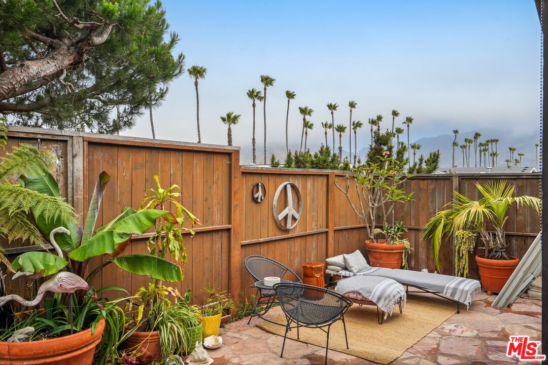 29500 Heathercliff Road, Unit 69 Malibu, CA 90265 - Photo 28 of 39