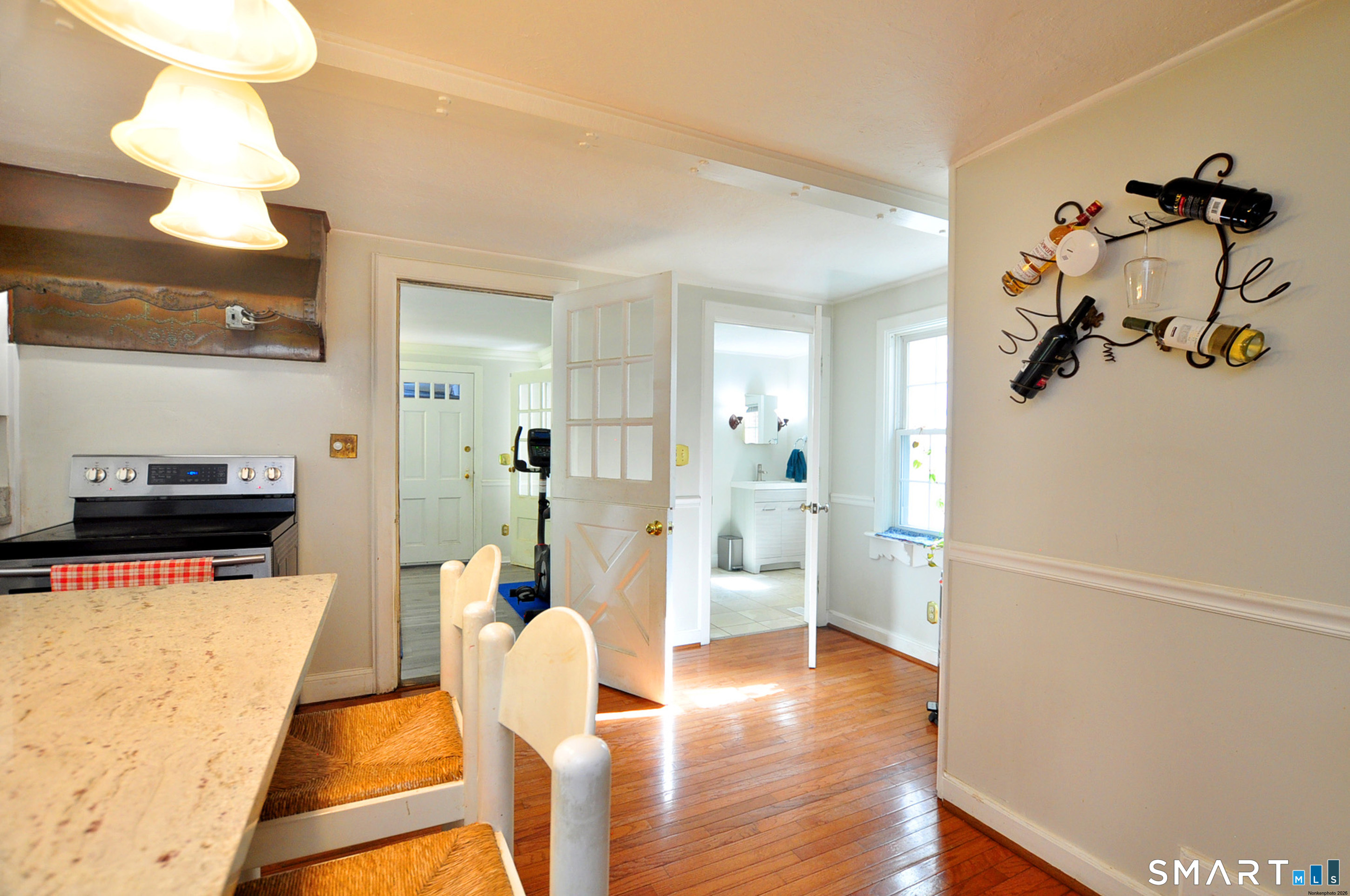 6 Raymond Road Avon, CT 06001 - Photo 22 of 38 Gallery Image 22