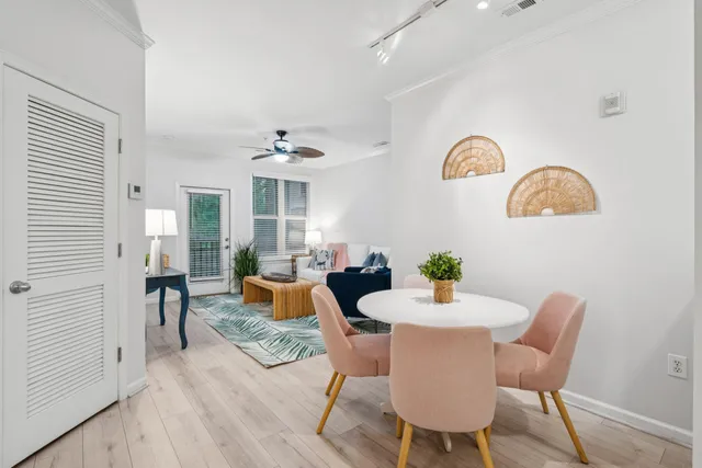 $435,000 | 400 Bucksley Lane, Unit 112, Daniel Island, SC 29492