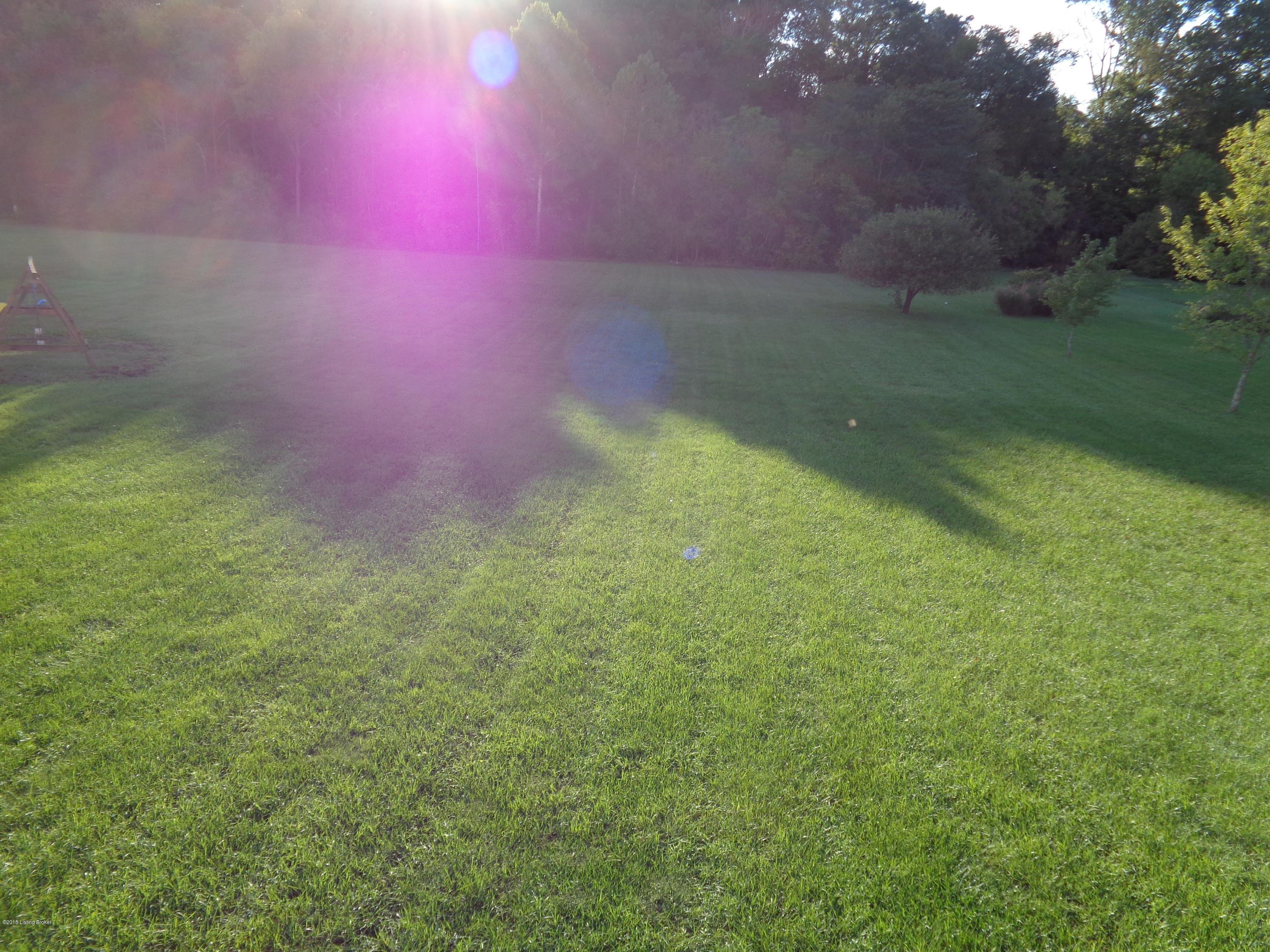 4602 Chenoweth Run Road Louisville, KY 40299 - Photo 21 of 34 DSC00259