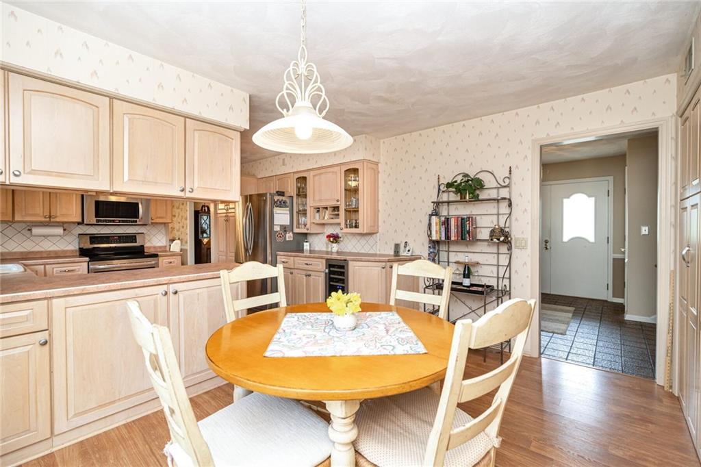 187 Harrowgate Drive Carmel, IN 46033 - Photo 15 of 50