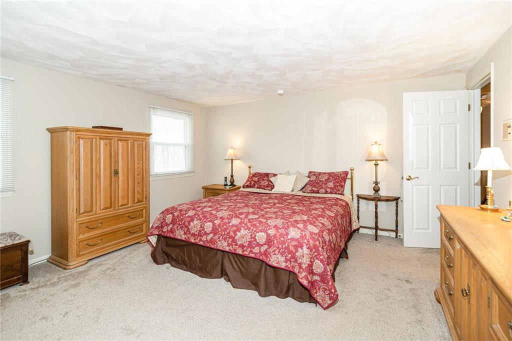 187 Harrowgate Drive Carmel, IN 46033 - Photo 17 of 50