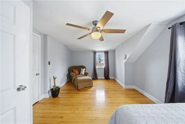 $500,000 | 85 Gillan Avenue, Warwick, RI 02886