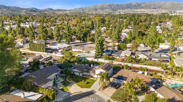 a picture of a wall with a white wall and a picture
