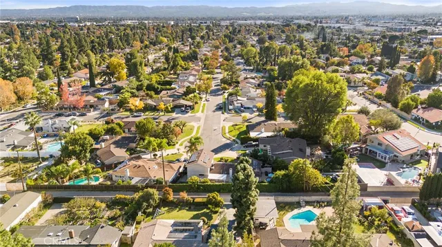 $1,189,000 | 10215 Casaba Avenue, Chatsworth, CA 91311