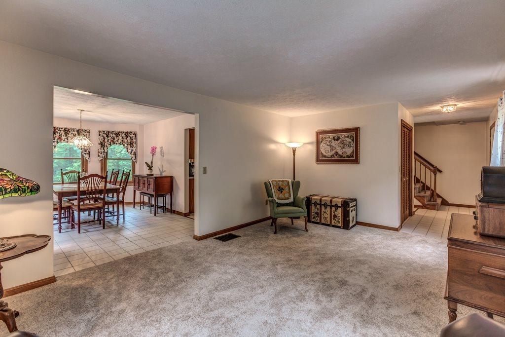 27 Pond Parish Road Amherst, NH 03031 - Photo 14 of 39 Gallery Image 14