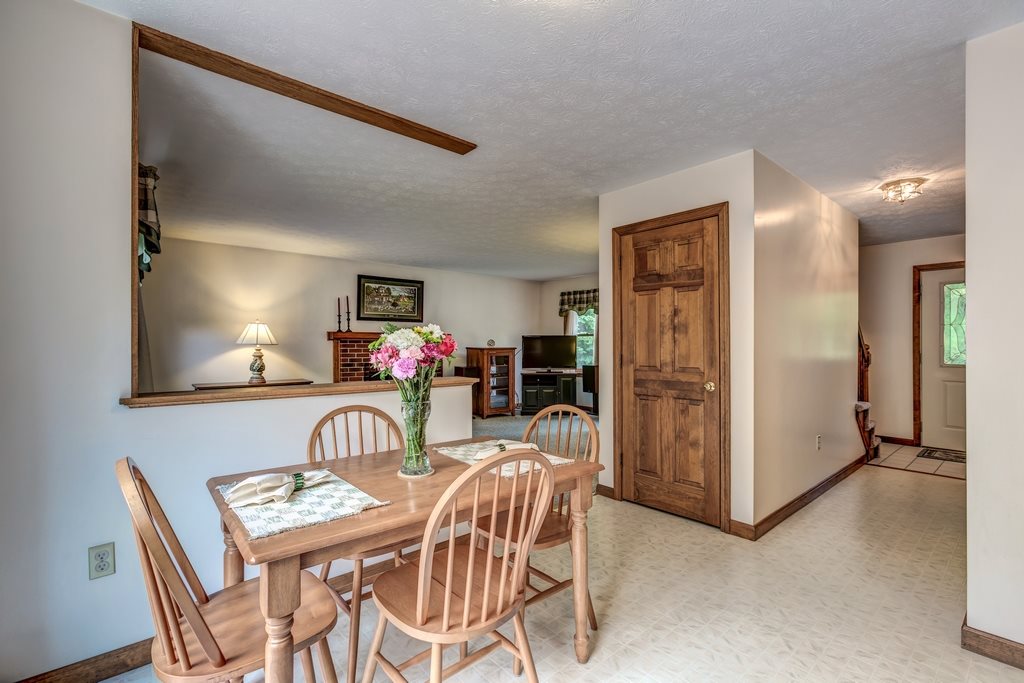 27 Pond Parish Road Amherst, NH 03031 - Photo 16 of 39 Gallery Image 16