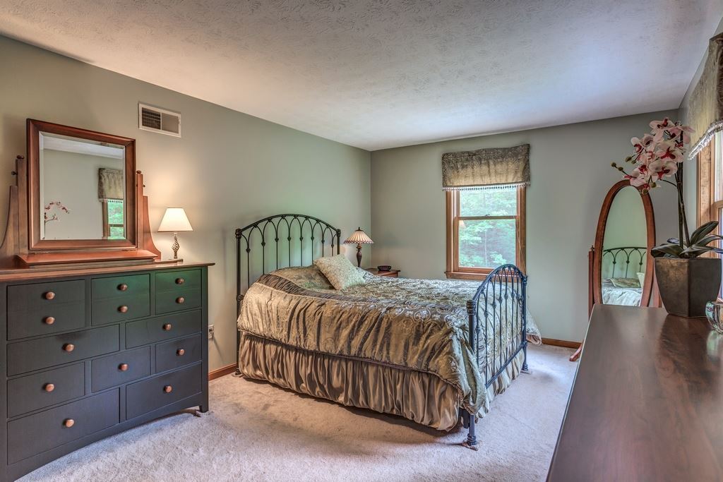 27 Pond Parish Road Amherst, NH 03031 - Photo 22 of 39 Gallery Image 22