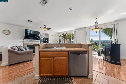 $849,000 | 4000 Hiller Lane, Martinez, CA 94553