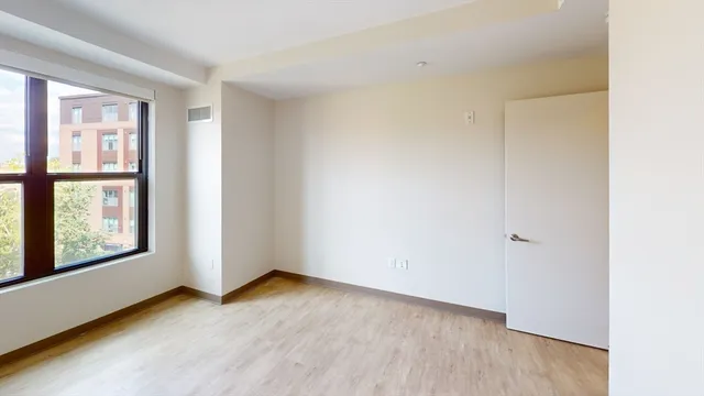 $3,500 | 225 Centre Street, Unit 621, Boston, MA 02119