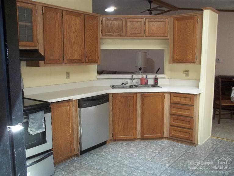 60071 Agate Road Bend, OR 97702 - Photo 3 of 9 Additional Photo