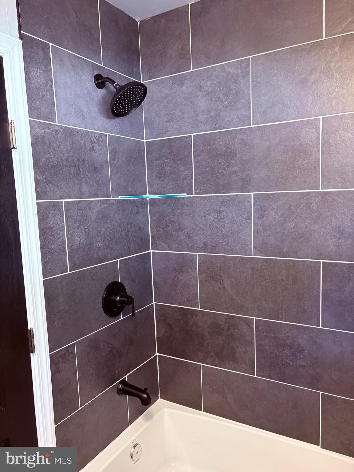 20 Miniature Lane Willingboro, NJ 08046 - Photo 16 of 29 Modernized 1st floor /Full bath