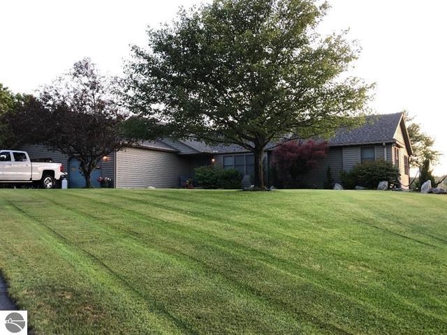 230 South 31 Road Cadillac, MI 49601 - Photo 9 of 44 1897300-8.JPG