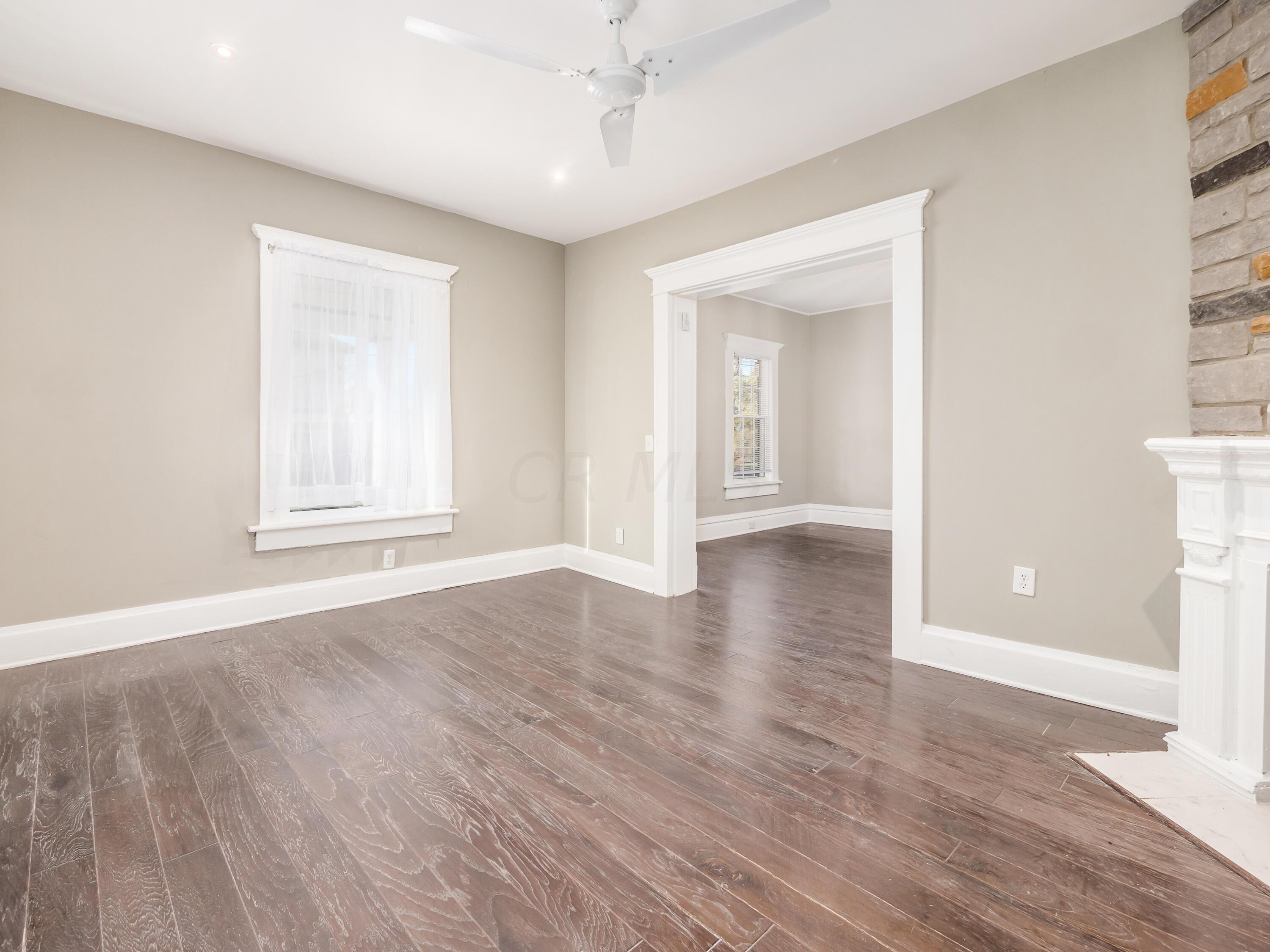 2262 Ridgeway Avenue Columbus, OH 43219 - Photo 10 of 28 N_2262_Ridgeway_Ave_021