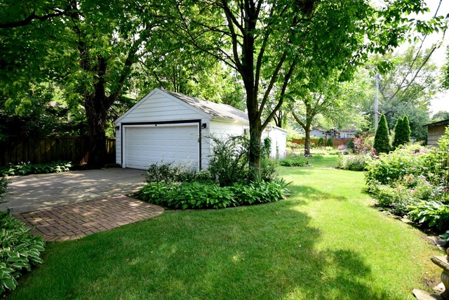 364 Nuttall Road Riverside, IL 60546 - Photo 22 of 25