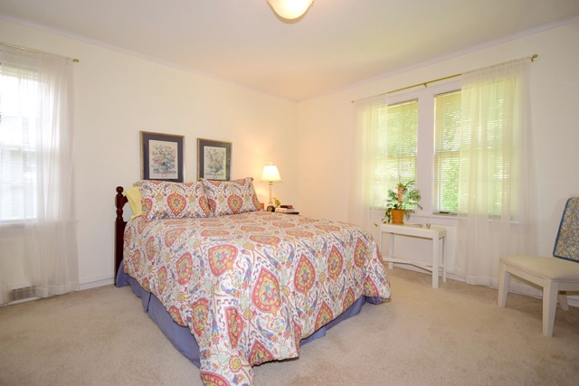 364 Nuttall Road Riverside, IL 60546 - Photo 10 of 25